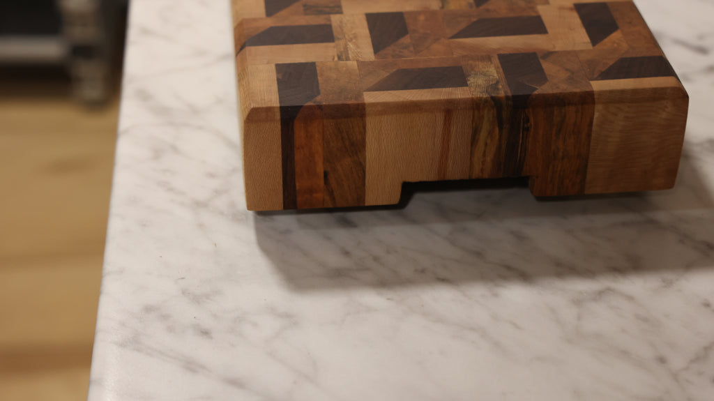 3D OPTICAL ILLUSION CHARCUTERIE CUTTING BOARD